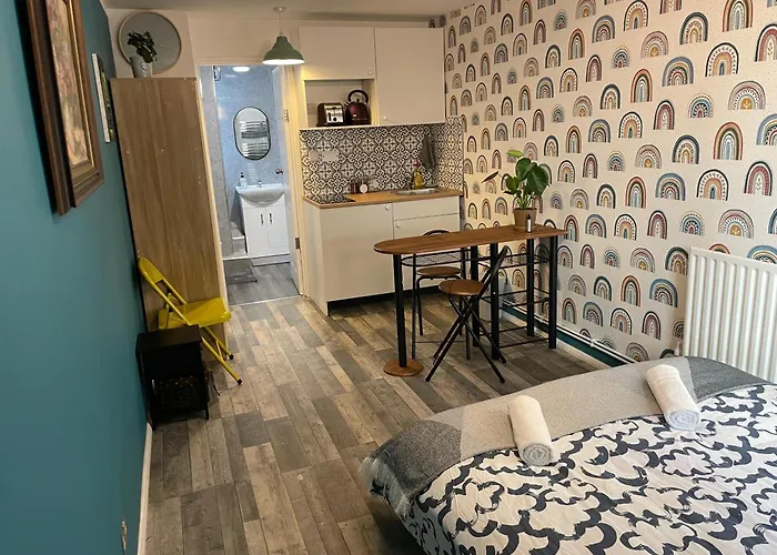 Urban Loft Studio #1