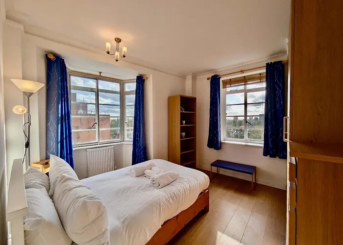 Stunning Apartment On Finchley Road