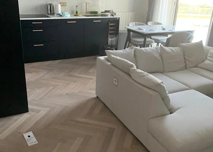 Brand New Royal Arsnal Riverside Apt