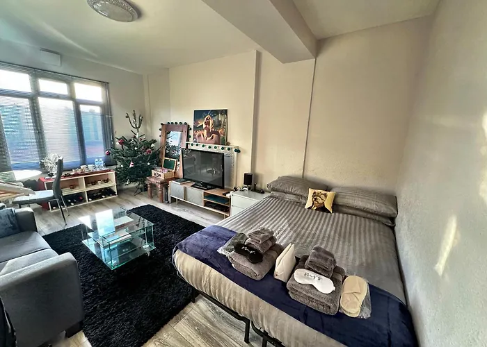 Brixton Hill Retreat Modern And Cosy
