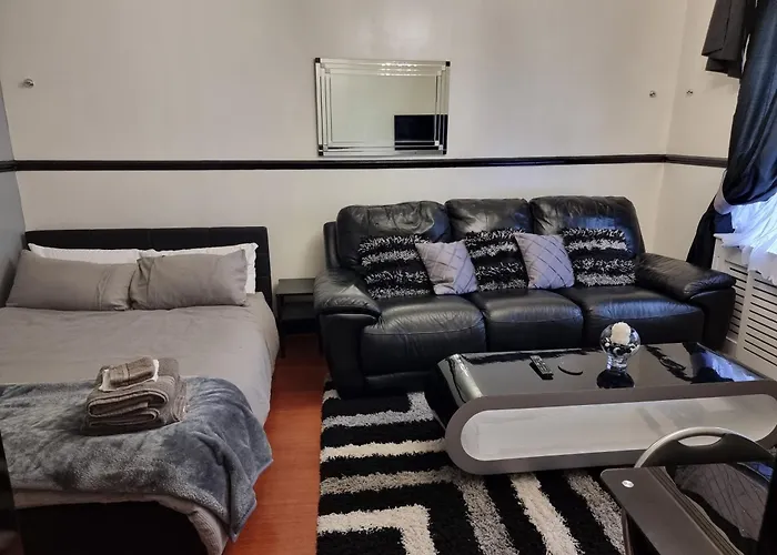 Lackco\'S Kingsize Luxurious Room