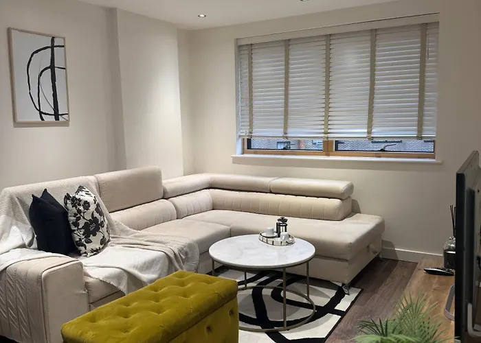 Modern & Stylish 1 Bedroom Apartment, Sleeps 4, London