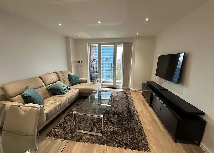 Home Away From Home Two Bed Apartment In London