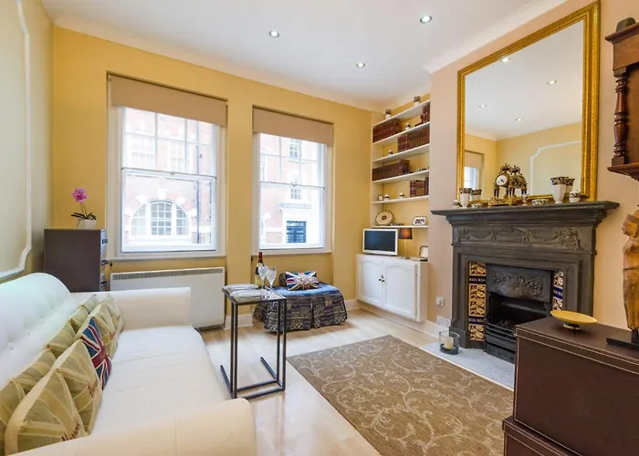 The Vintage - Fitzrovia - By Frankie Says