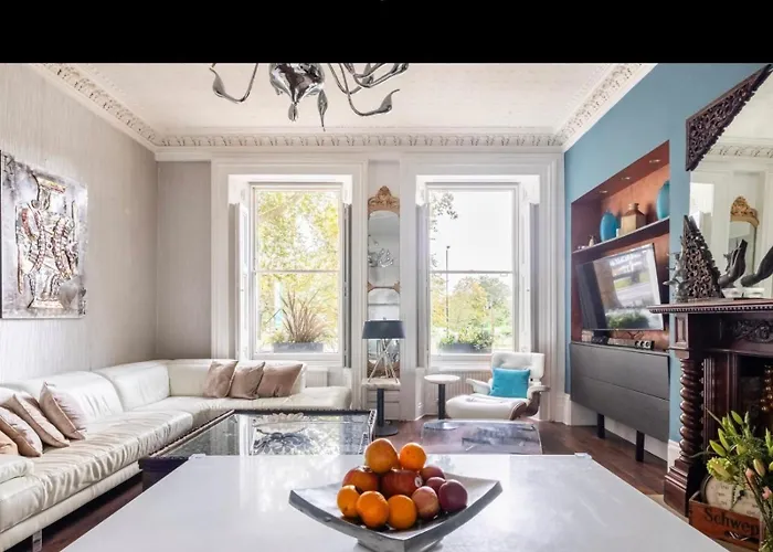 Huge 3 Beds 3 Baths By The Park