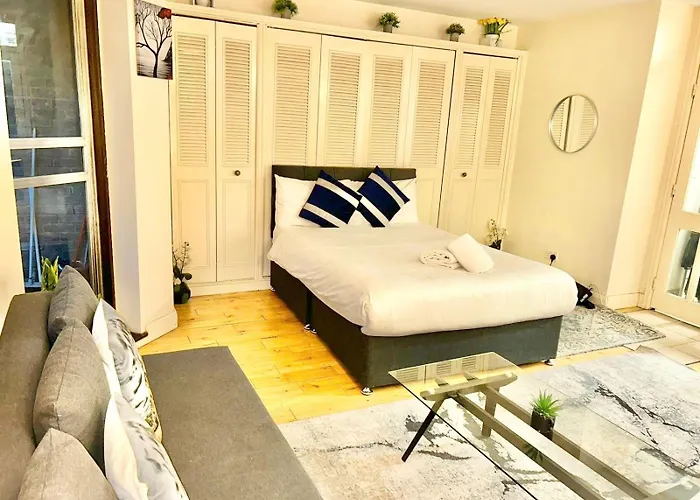 Beautiful Apartment At Cromwell Road London