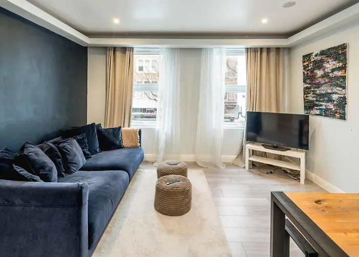 Modern 2B Flat: Central London, Walk To Landmarks