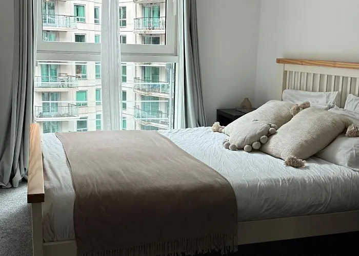 Flat In Central London For 4