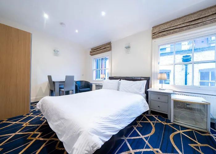 Hyde Park Rooms & Apartments