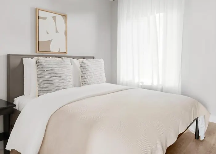 Your 2Br Spot In Soho