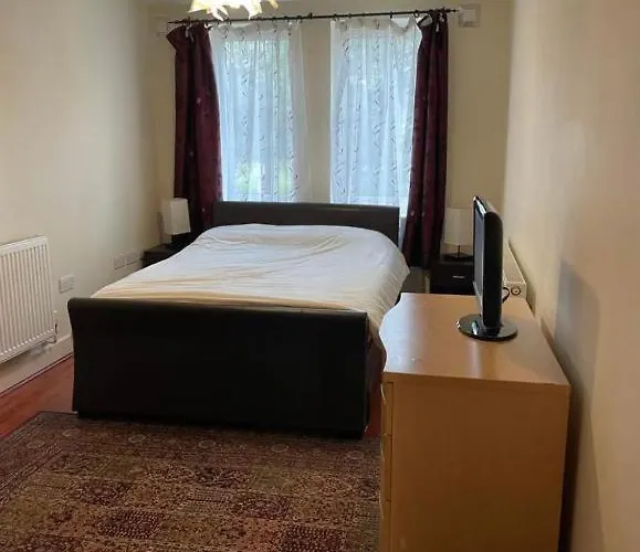 Flat 44, Nexus Court, Malvern Road, London