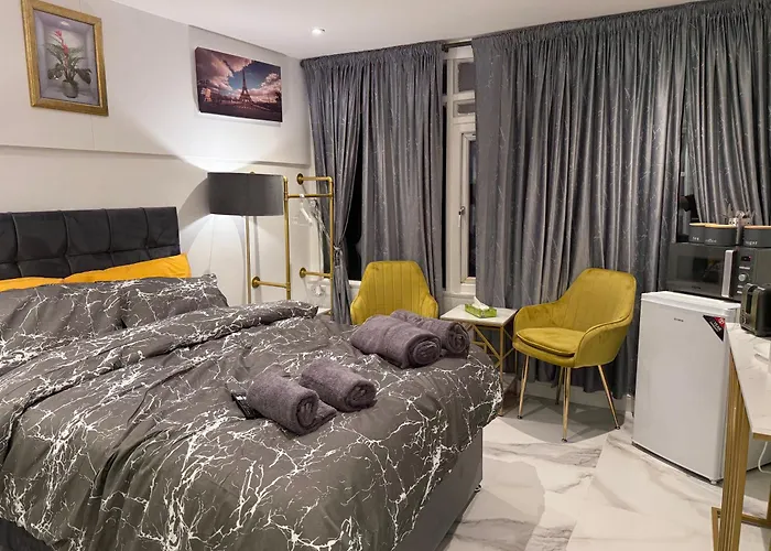 Luxury Studio In Victoria, 7 Minutes Walk To Victoria Station, Room 4