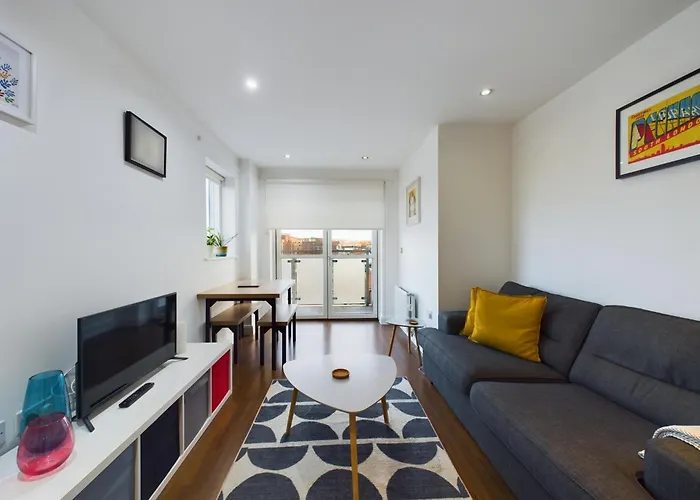 The Peckham Place - 1Bdr Apartment With Balcony
