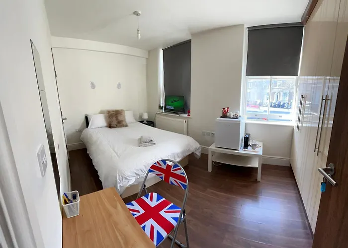 W12 Ensuite