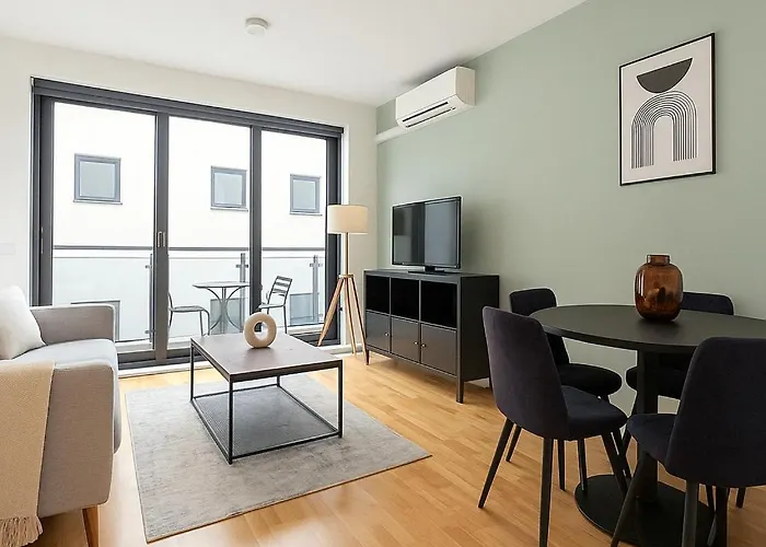 Stylish Flat In The Heart Of Kentish Town
