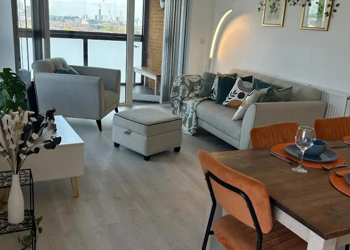 Room In A Panoramic Flat