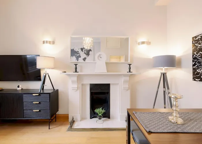 Pass The Keys Lovely 2-Bedroom Flat In Pimlico W Outdoor Patio