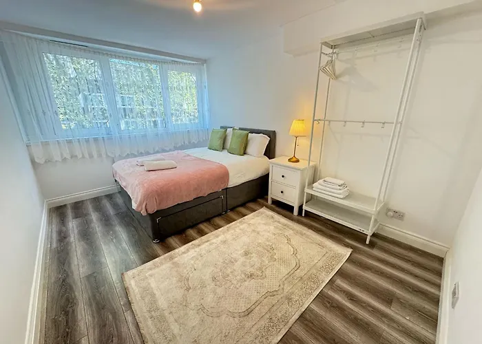 Betty Homes - Nearby Angel And Highbury