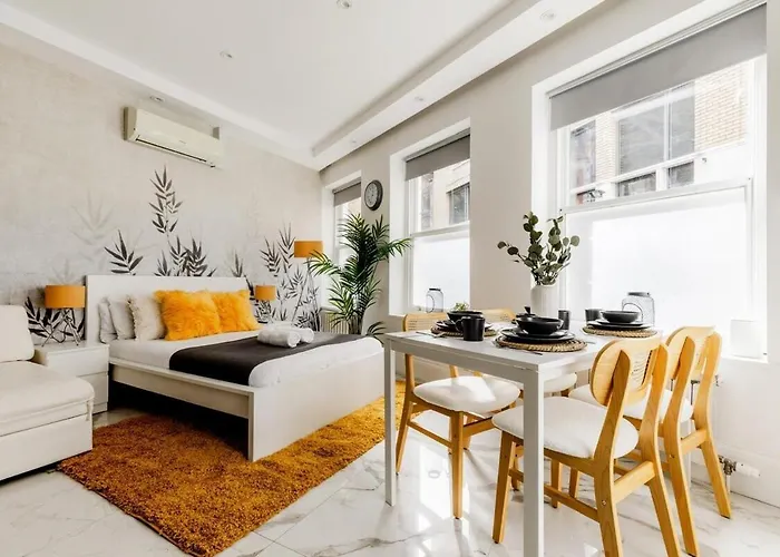Regents Street\'S Superb Studios!