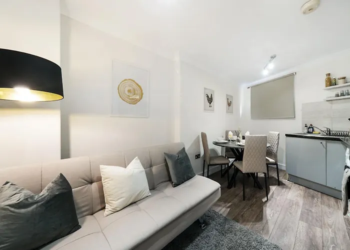 Ground Floor Budget Studio & 1Bed Apartments