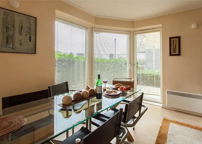 Seacon Tower Serviced Apartments