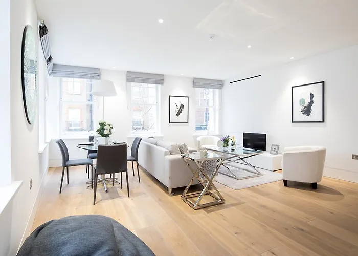 95m² 2 slaapkamer, 2 privé badkamer Appartement in West End Soho