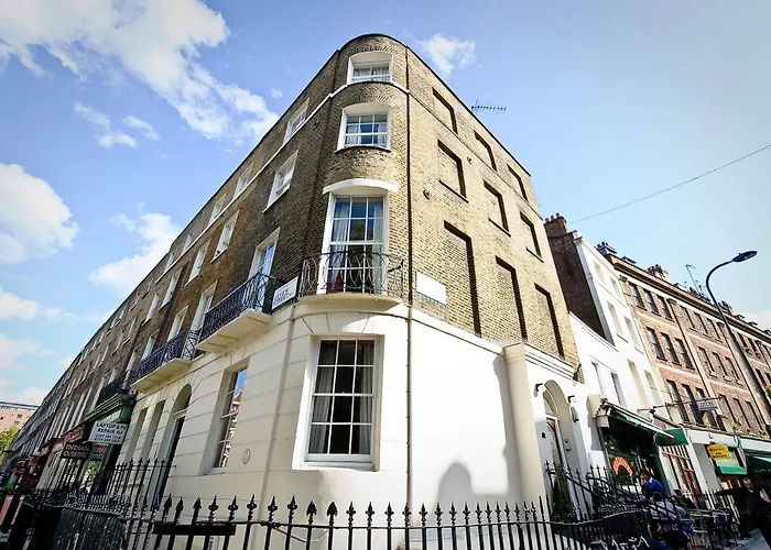 Leigh House Hotel