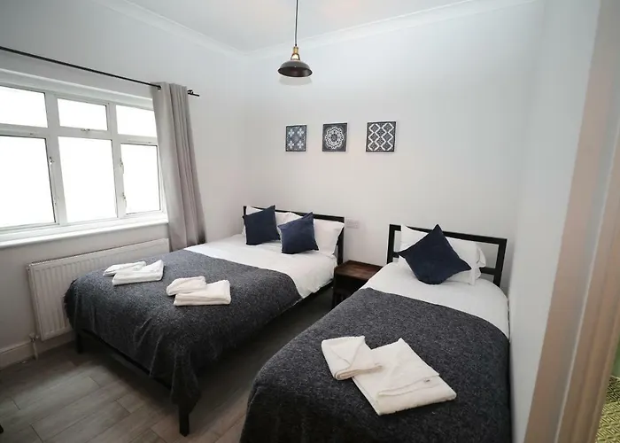 Golders Park Hotel