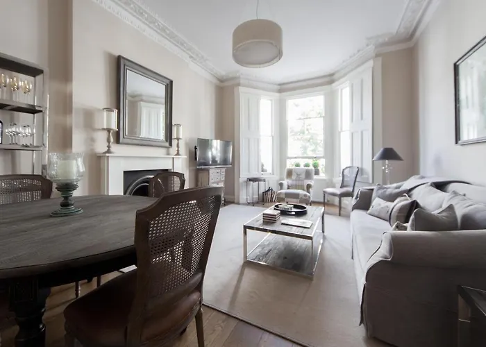 Cathcart Road IV By Onefinestay