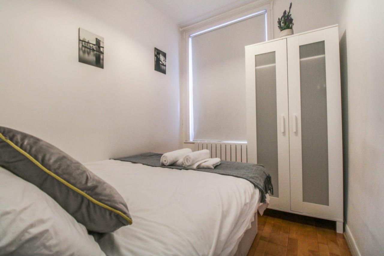 Apartment Ashmore London