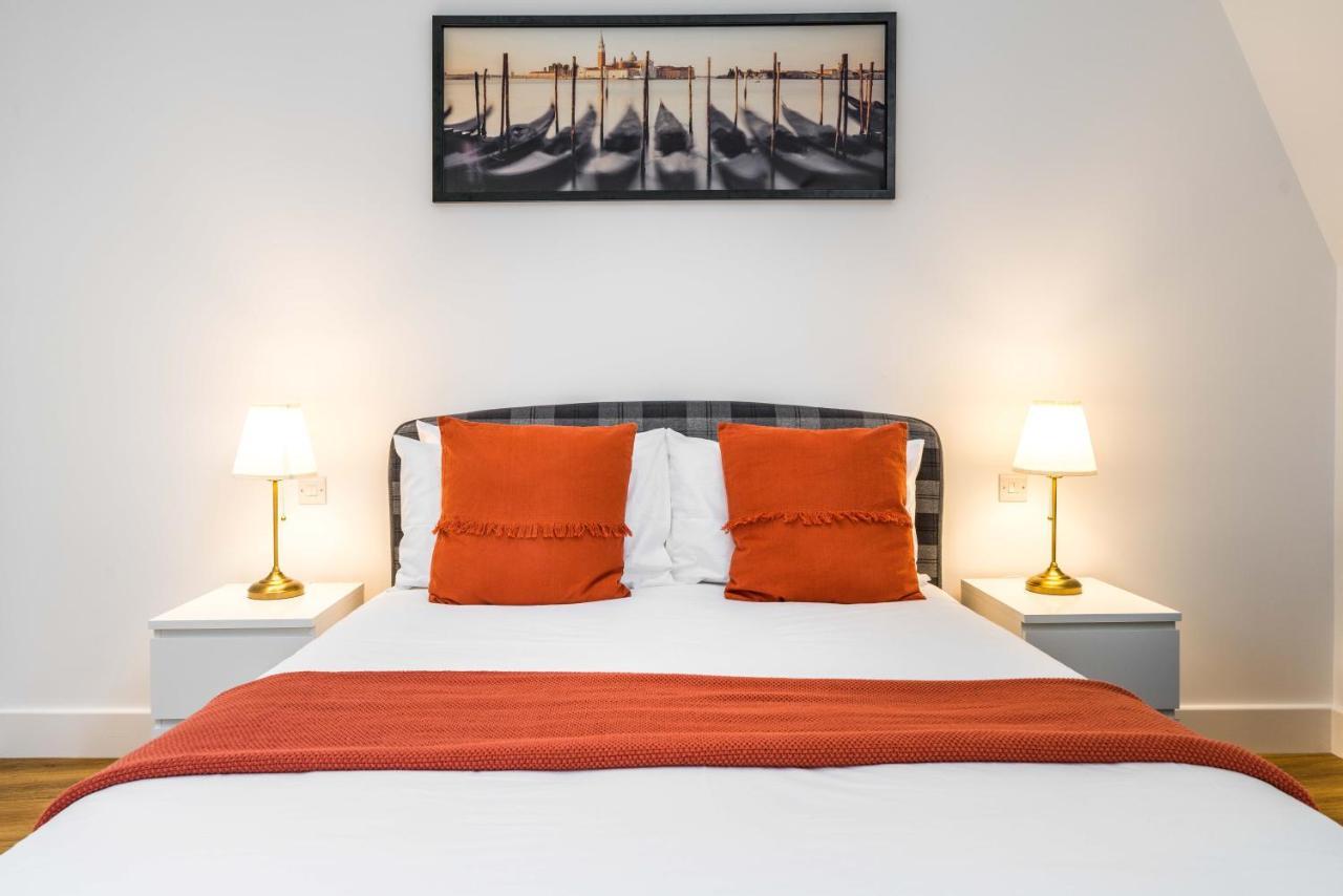 View Guest house London