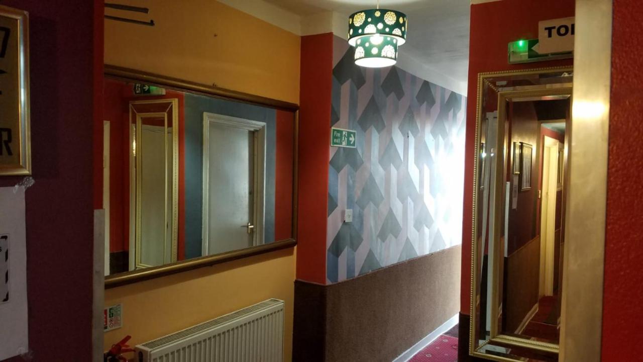 View Road Hotel London