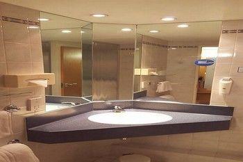 Express Park Royal By Ihg 3* London