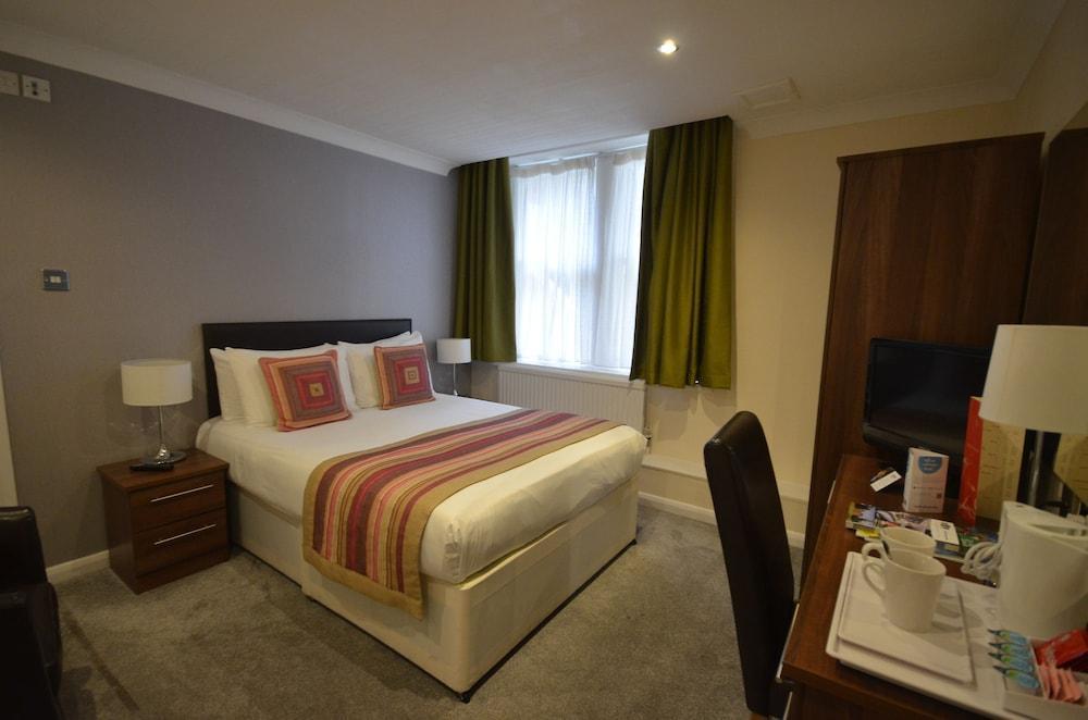 Hotel Western Burns Kensington London