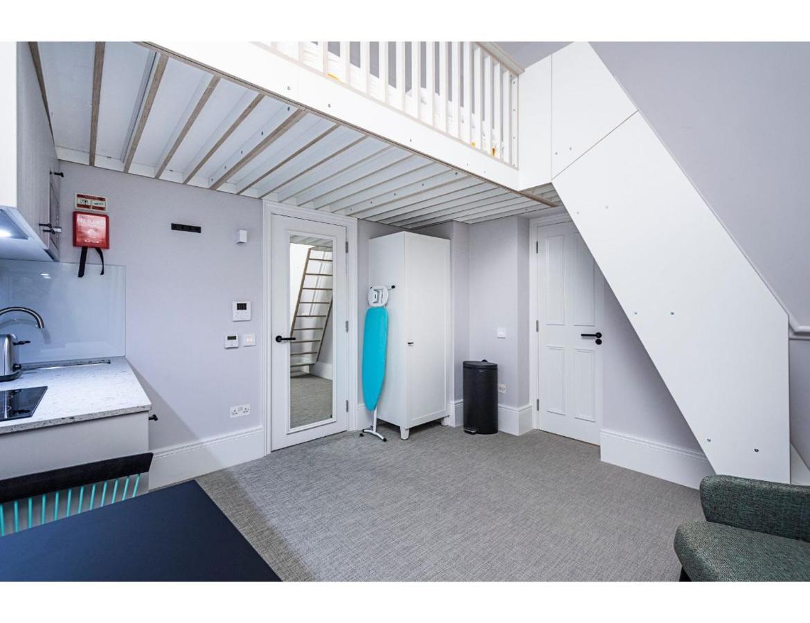 Trendy Studios, Primrose Hill - Sk * Londen
