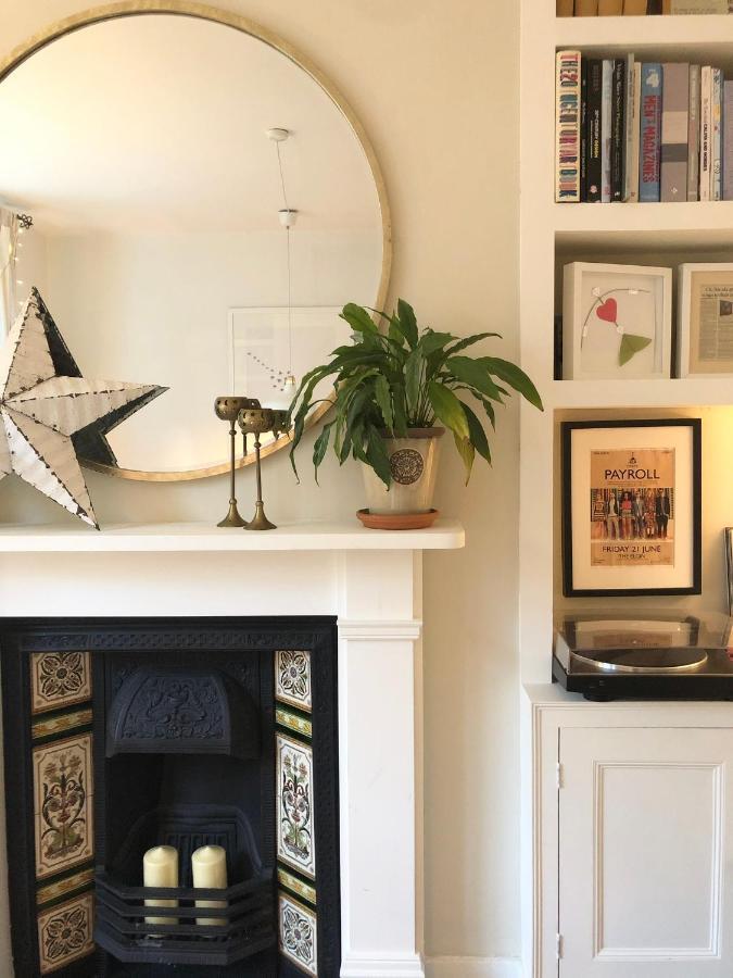 Apartment Cosy Retreat In Heart Of Se1 - 1 Bed Flat London