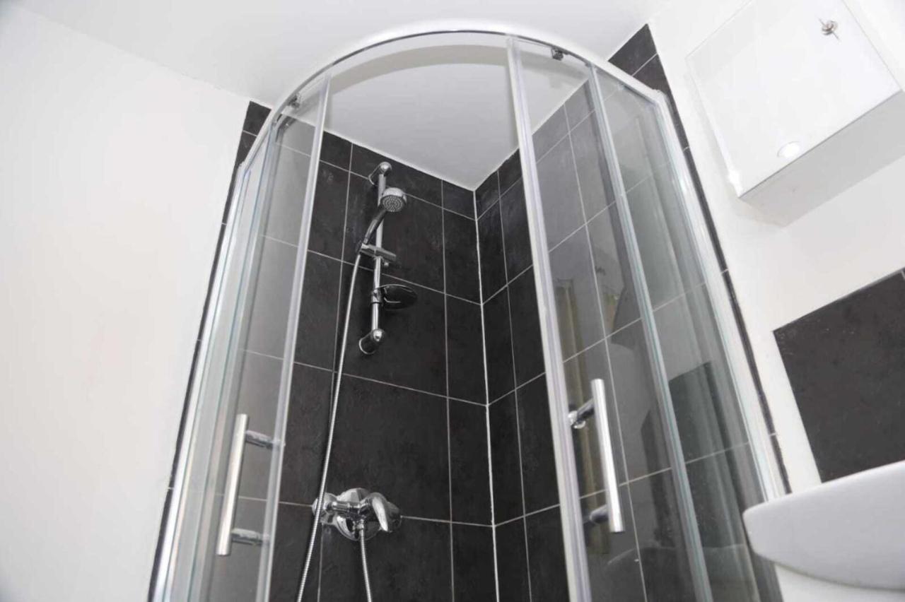 Holiday home Budget 4-bedrooms In Thamesmead *