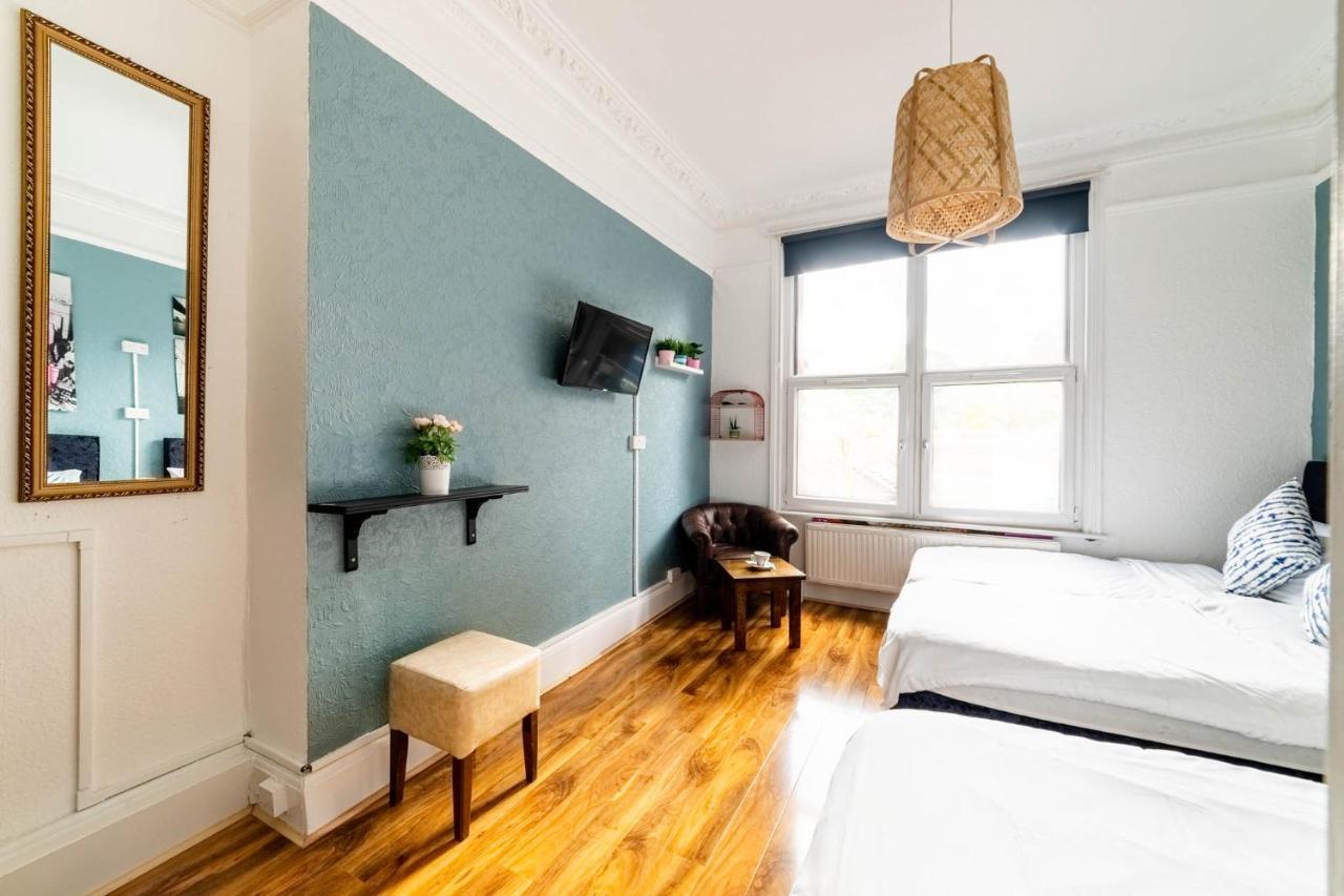 Hostel Book A Bed London