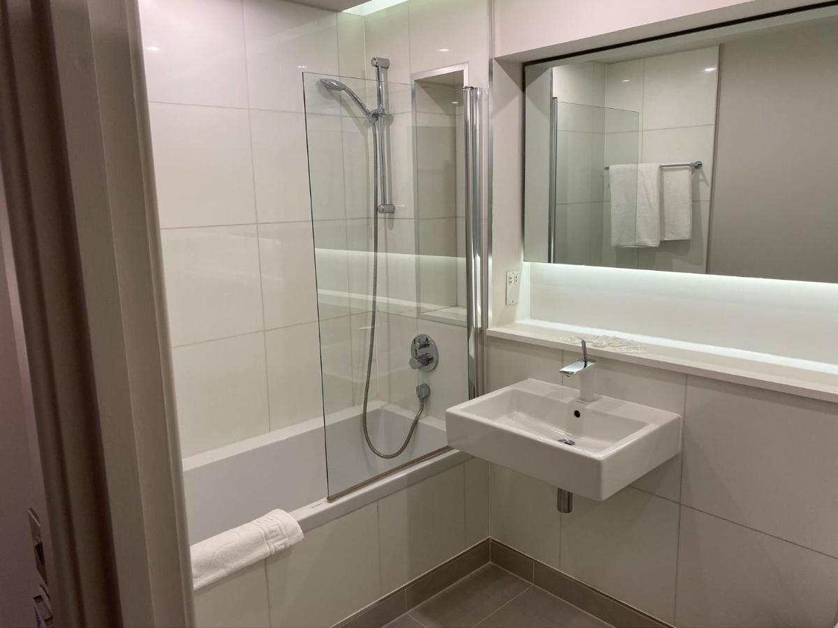So Park Battersea Aparthotel 4*