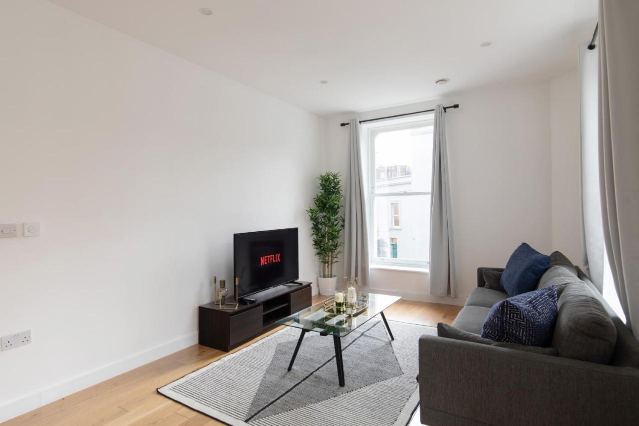 Appartement - Luxury And Spacious With Balcony Londen