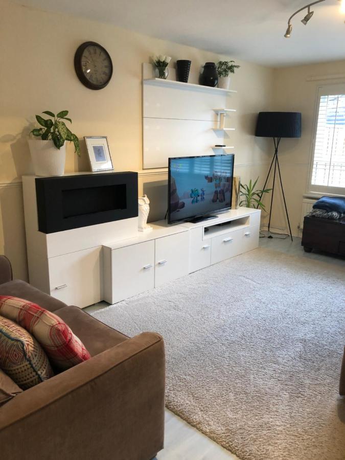 Deptfort House - 7 Minutes To Bridge Station London