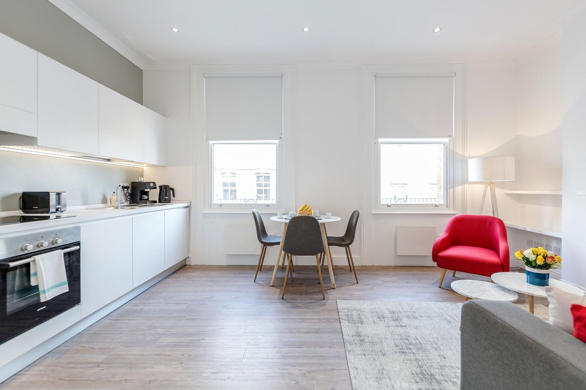 Soho 1 Bed L3 By Basetogo