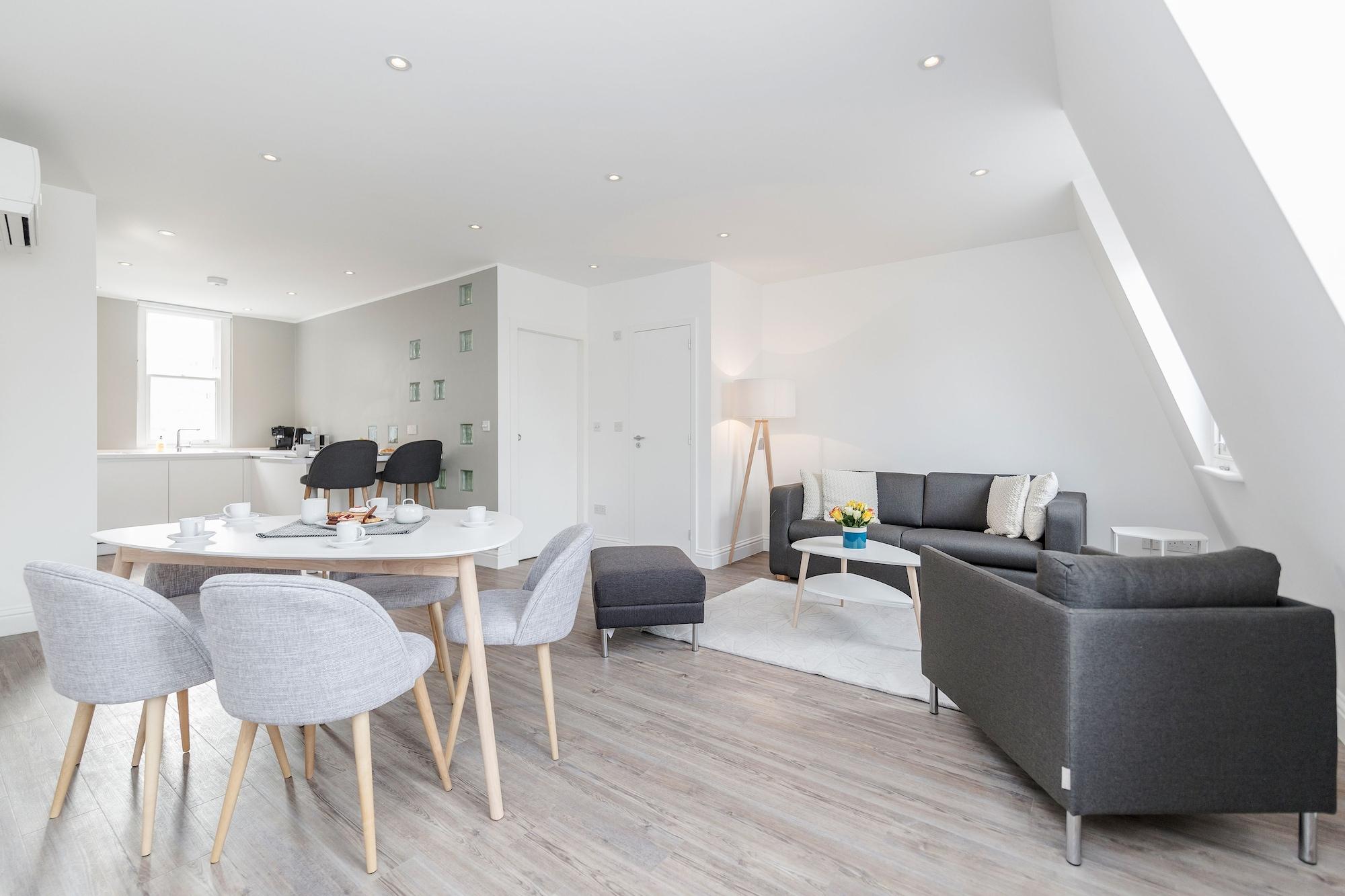 Soho 1 Bed L3 By Basetogo London