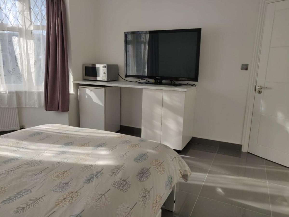 Stunning Double In Harrow Wembley - Khoob House Accommodatie bij particulieren