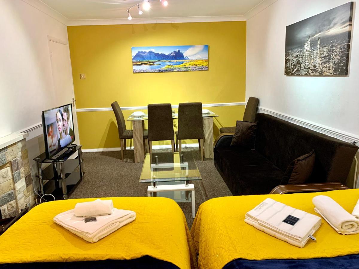 Apartamento Excel 2 Bedrooms, Reception, Spacious Londres