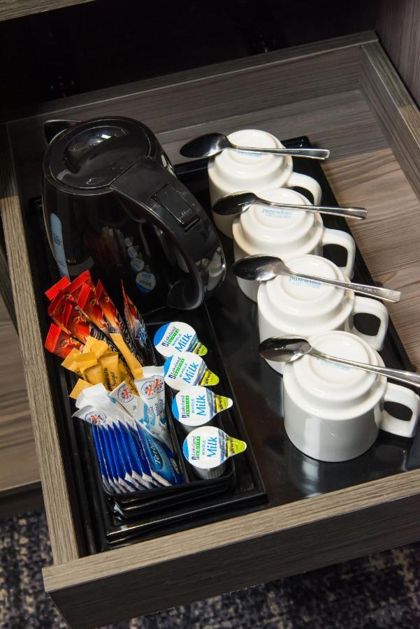 Eden Plaza Kensington Hotel 2*
