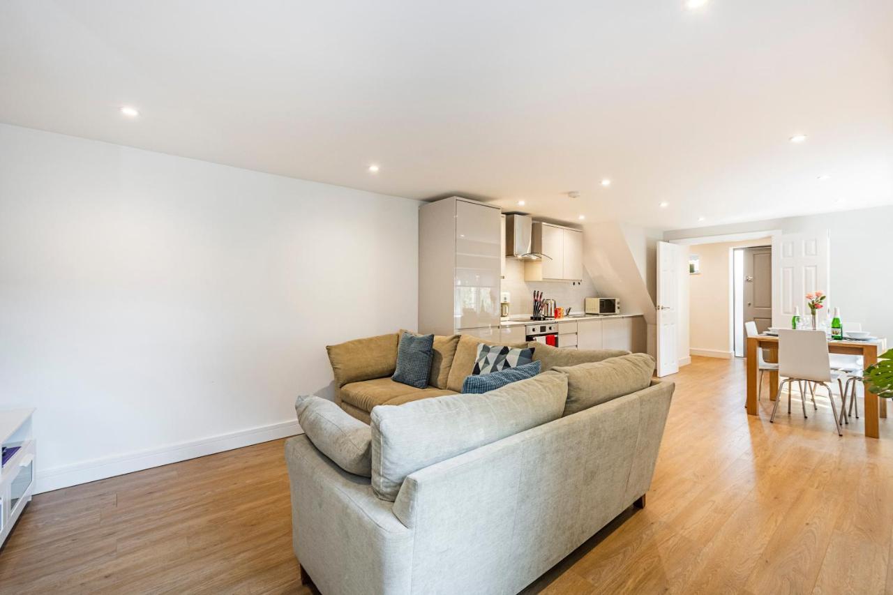 South Woodford 2 Bed En-suite House Apartamento *