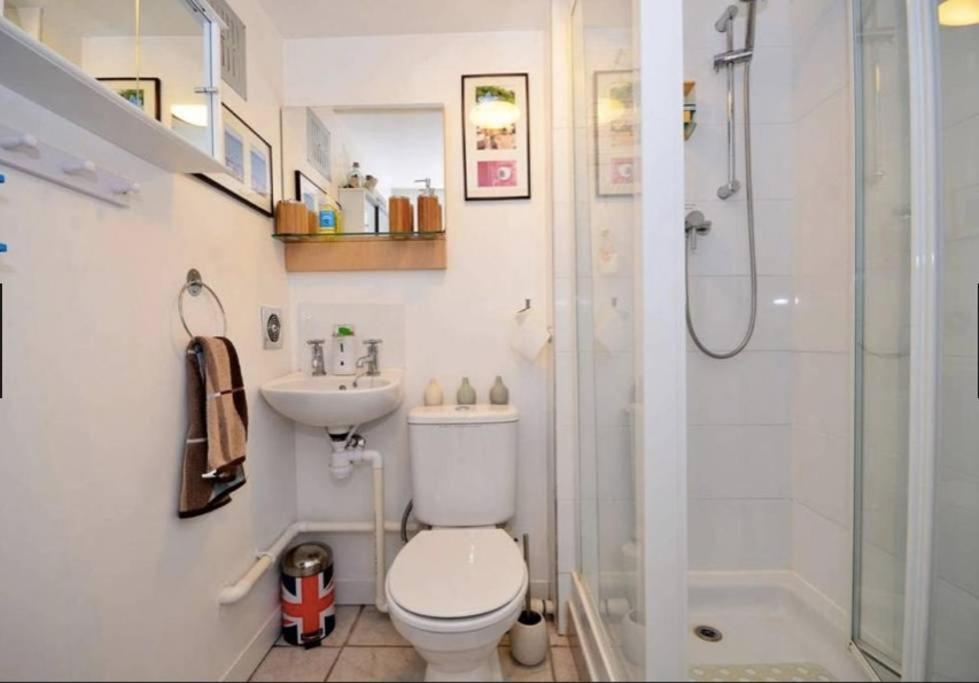 Oasis 77 Londen