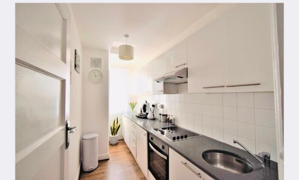 Super Location 1min From Metro 10min From Camden London