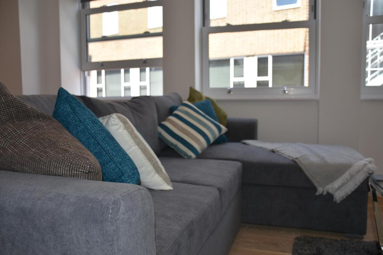 Northside Ealing Apartment *